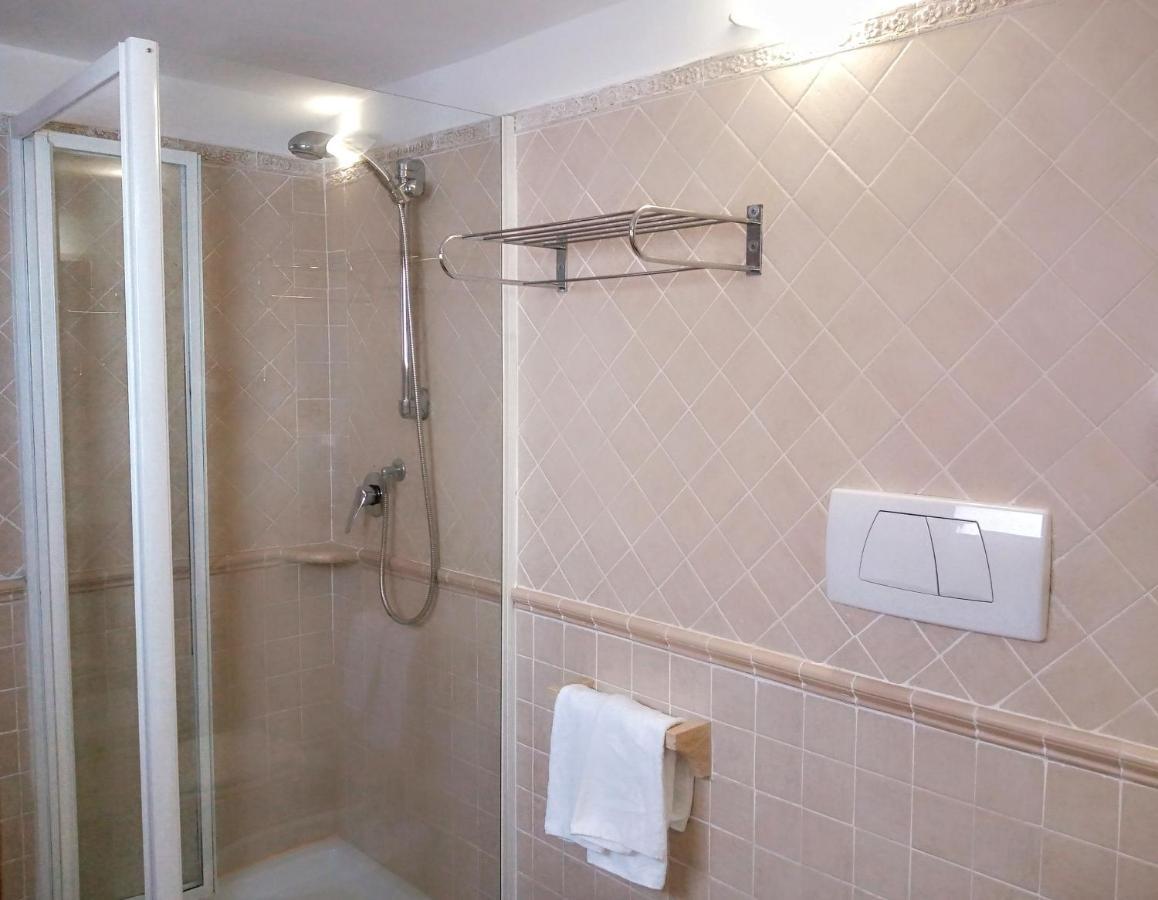 Hotel Riviera Fiumicino Eksteriør bilde